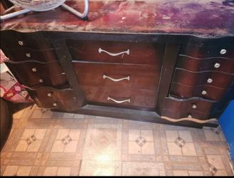 Mahogany dresser with mirror