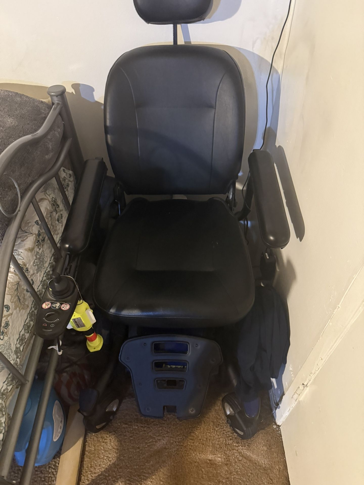 Electric Wheelchair New