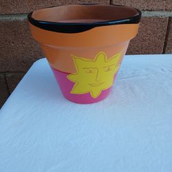 BRAND NEW ITALIAN STYLE FLOWER POT WITH SAUCER,  SUN DESIGN ON FRONT