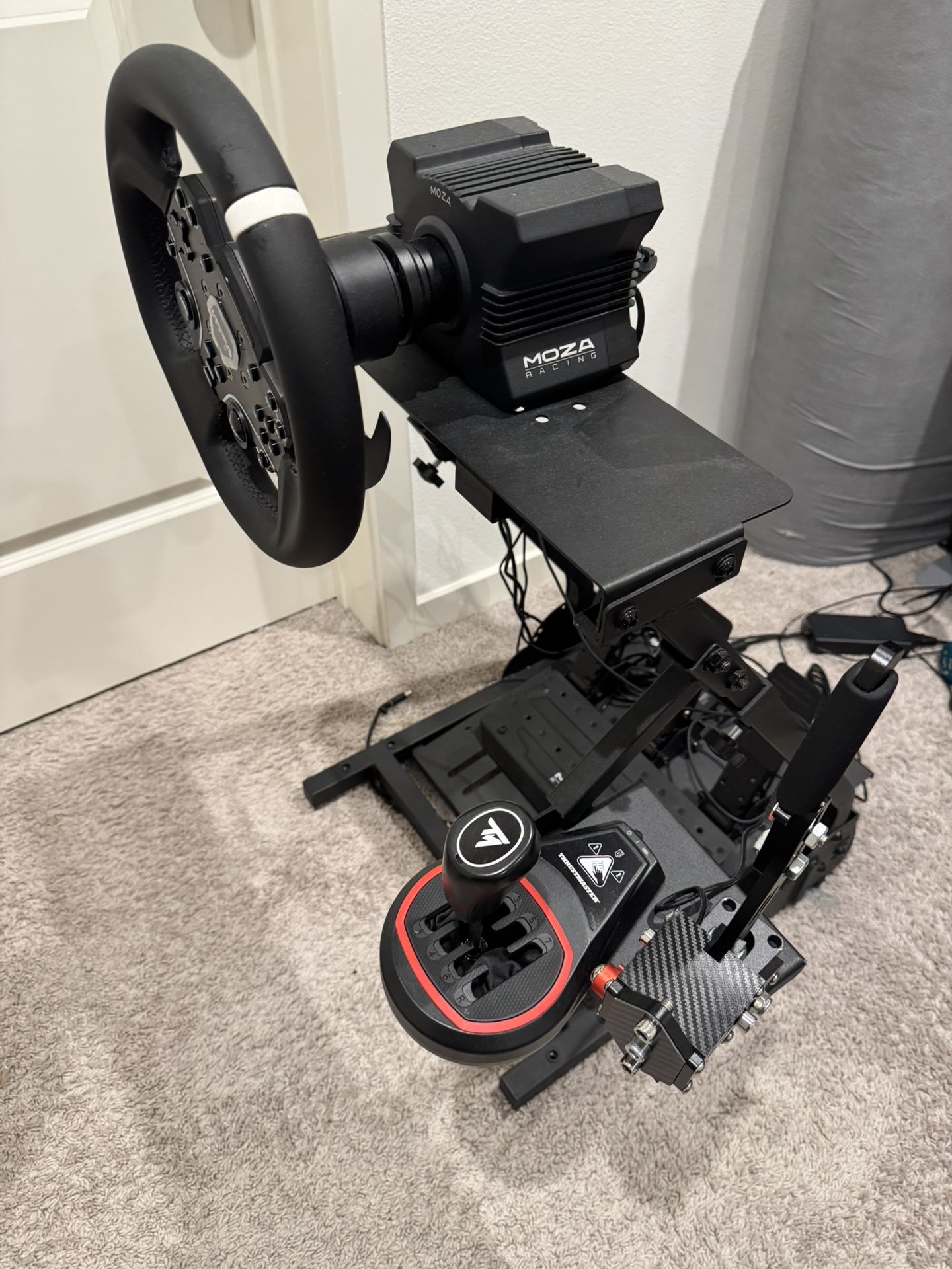 Moza R5 sim Racing Rig for Sale in Irvine, CA - OfferUp