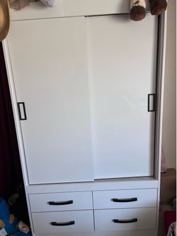 Stand up closet