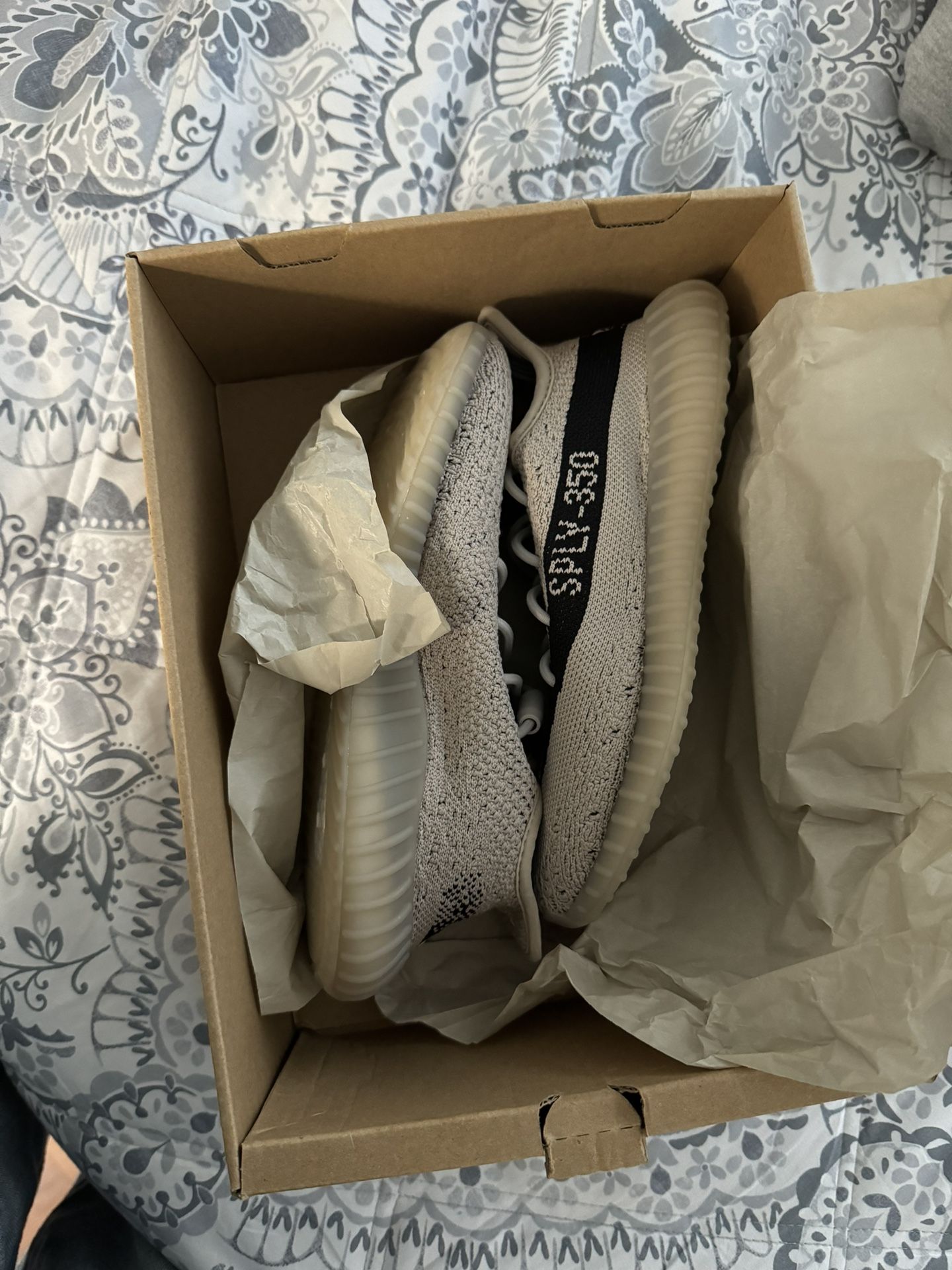 Yeezy Boost 350 V2 Slate Core Size 1.5 Youth