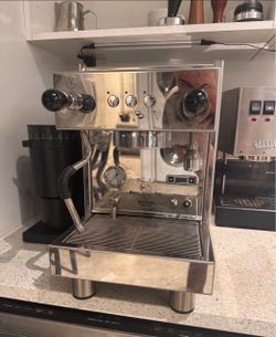 Bezzera B13 DE espresso machine