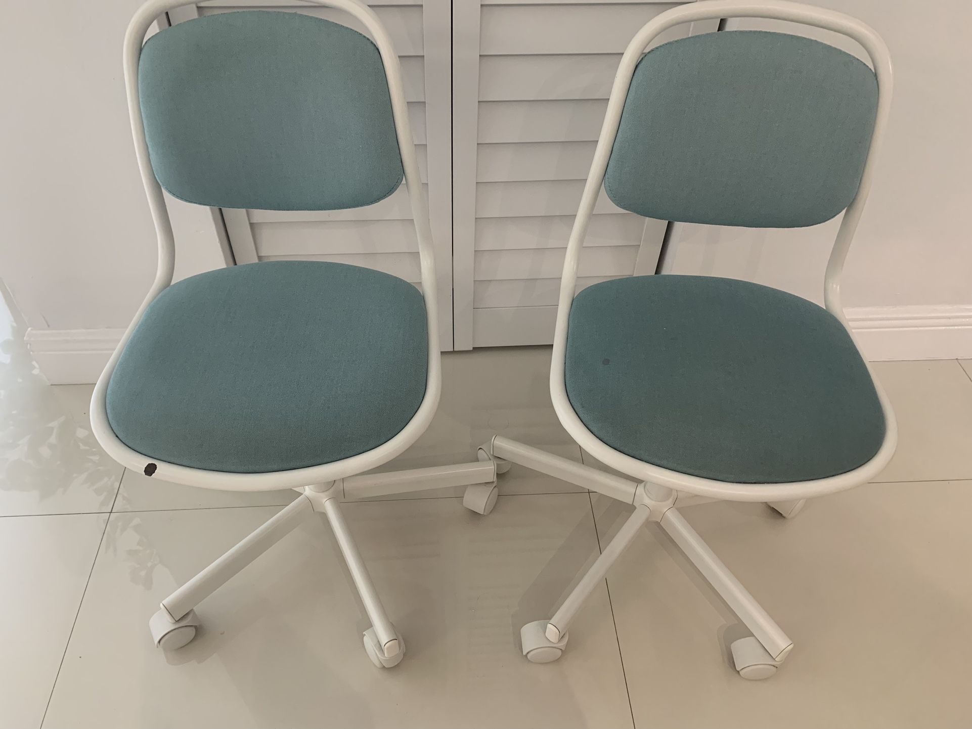 2 IKEA Desk Chairs For Kids