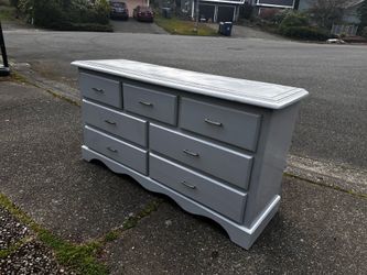 Grey country style dresser