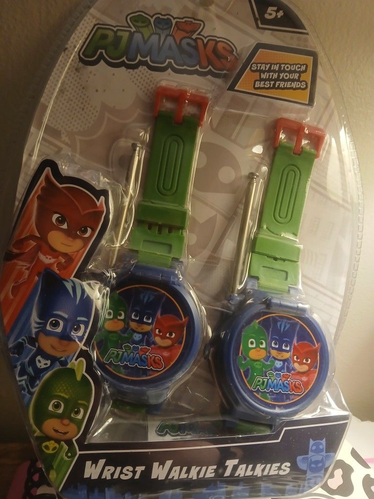 walkie talkies