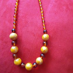Pretty Yellow and Amber Necklace 