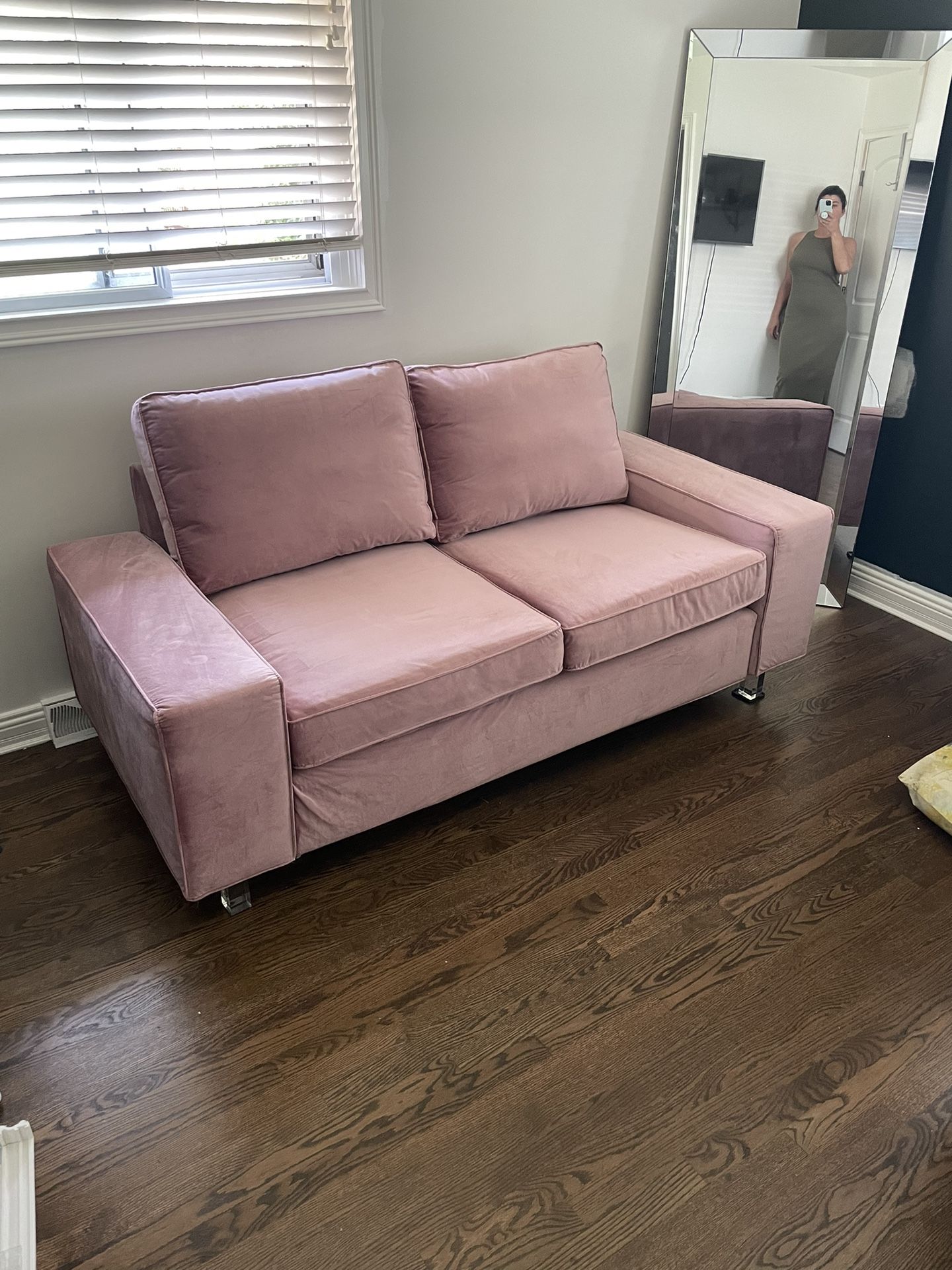 Loveseat