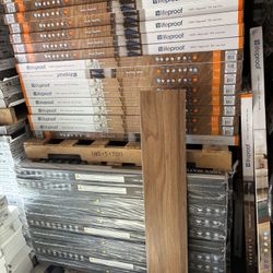 Lifeproof Clermont Elm 22 mil Click Lock Waterproof Luxury Vinyl Plank Flooring (20.1 sq. ft./case) 