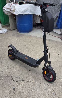 Electric scooter