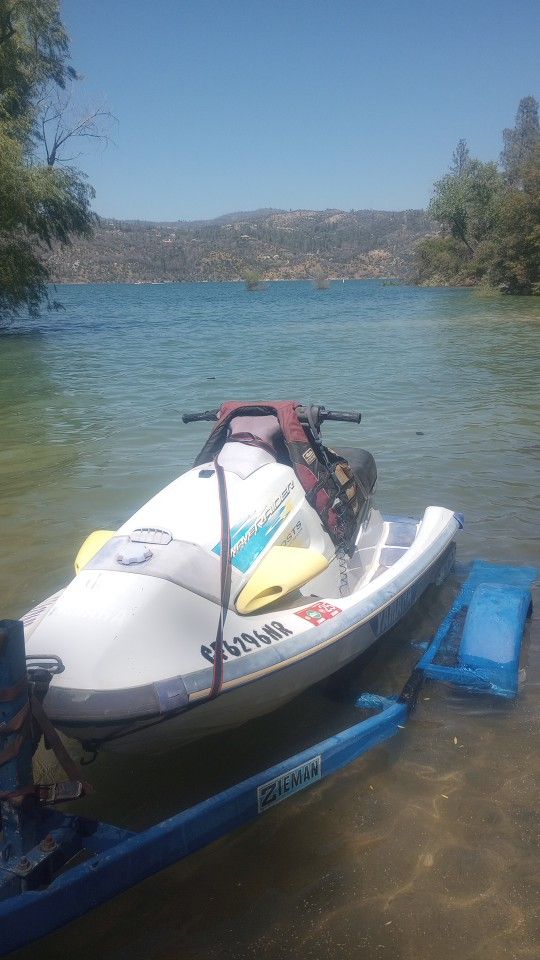Yamaha 700cc Jet ski With Trailer