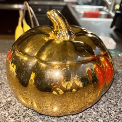 Mirrored Pumpkin Bowl With Lid Dark Gold