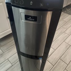 Vitapur Vitapur 50.98-In Bottom Load Water Dispenser 