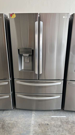 LG 4‑Door French Door Fridge – Stainless, Water & Ice