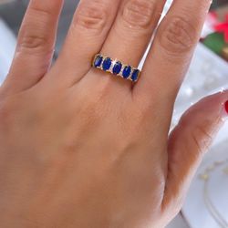 14k Gold Ring With Blue Zirconias 