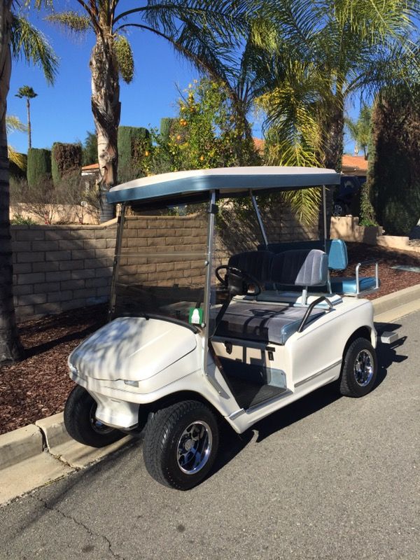 EZGO Western 400 Golf Cart