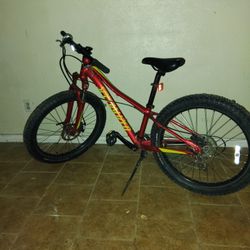  Specialized Riprock 24 mountain bike. 