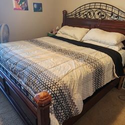 King Bedroom Set With King Set Of Matress