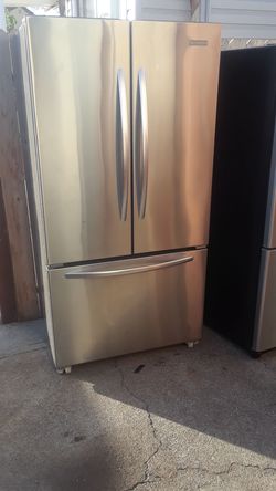 Refrigerador MARCA KichenAid medidas 35 de ancho 68 de alto agua y hielo interno 3 meses de Garantía Delivery