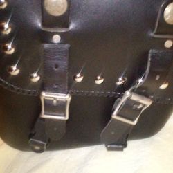 Leather Slant Saddle Bag 
