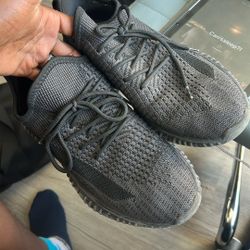 Adidas Yeezy Boost 350 v2