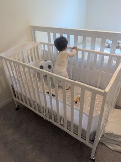 Crib with mattress