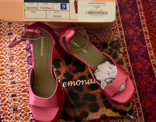Brand new platform heels satin Barbie color pink 9US