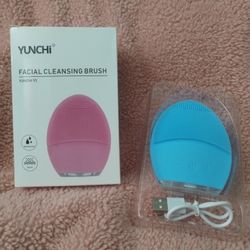 Facial Brush/Cleansing