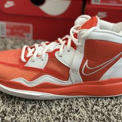 Nike Kyries