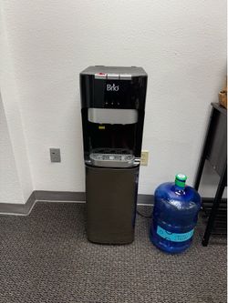 Brio bottom load water cooler dispenser