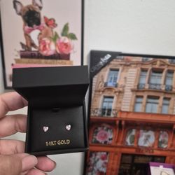 14KT Gold Heart Stud Earrings New In Box