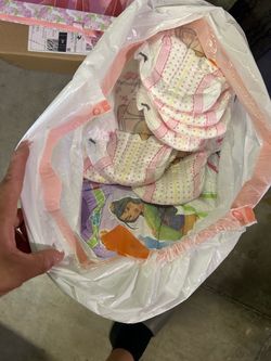 Bag of toddler girl Pull-Ups