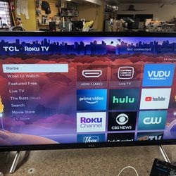 32 “ Smart Tv TCL Roku Works Great With Remote