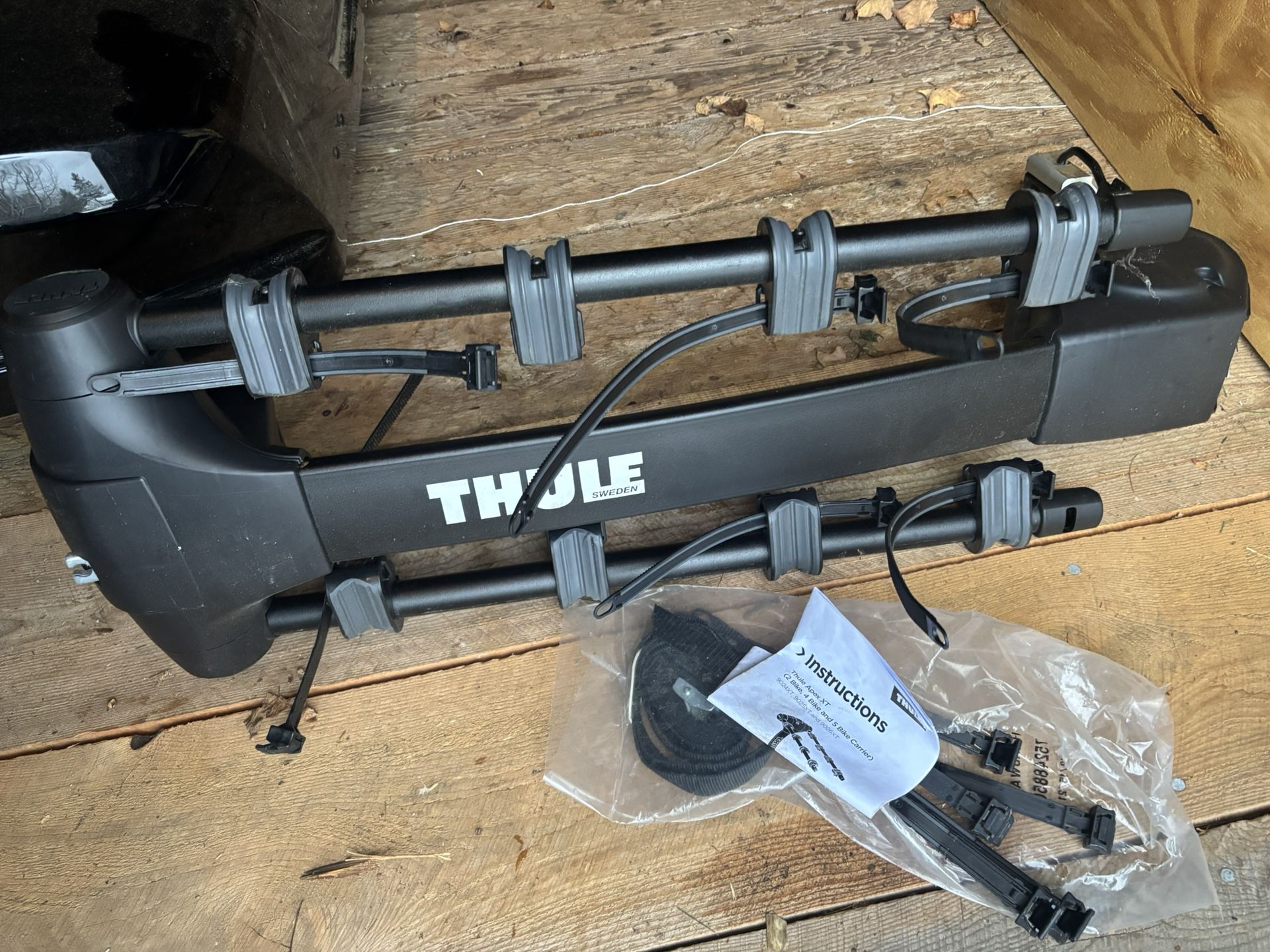 Thule APEX XT 4 Bike -Hitch Rack