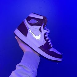 Jordan 1 Bordeaux 