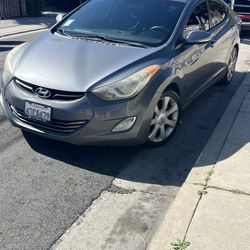 2012 Hyundai Elantra