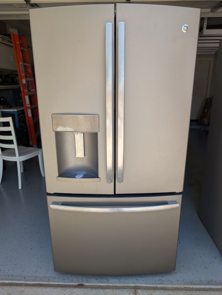 GE French Door Style Fridge