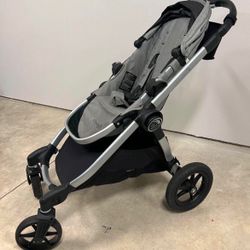 Stroller. Excellent Condition!