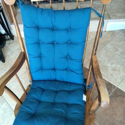 Rocking Chair 