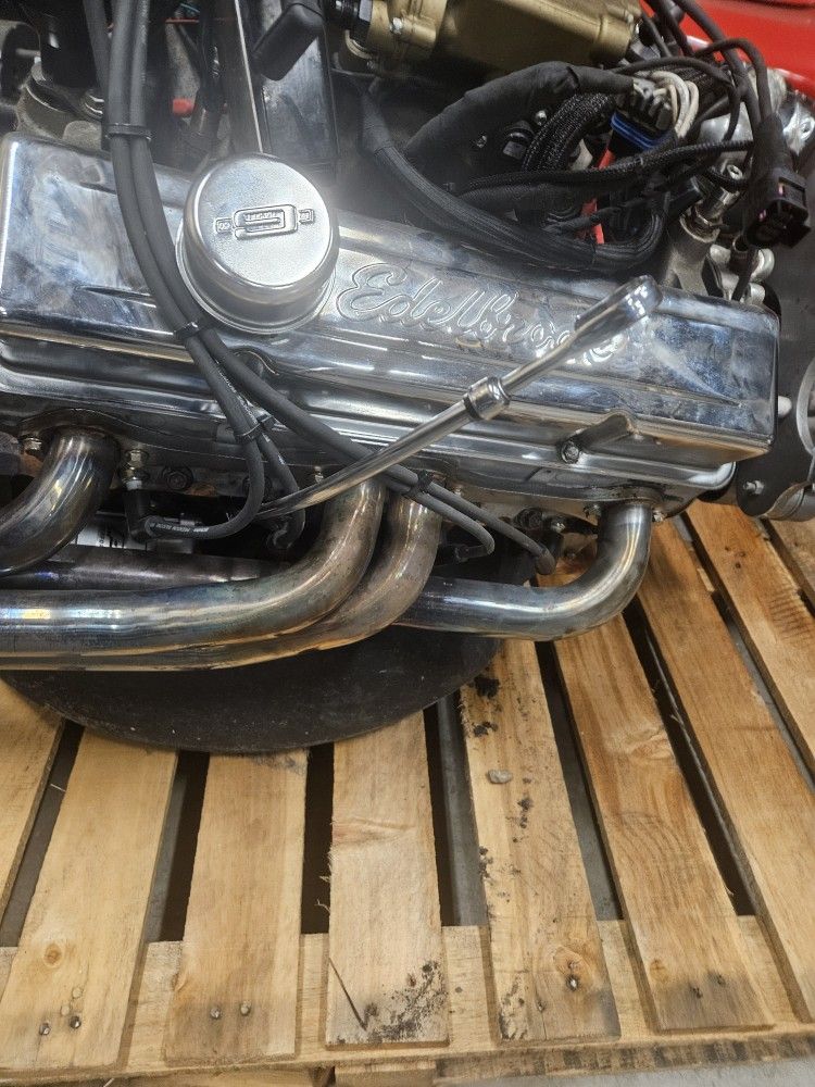 350 Chevy Engine