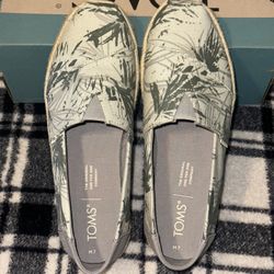 Toms Shoes ( Mercury Botanical 