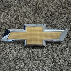 Chevy OEM Front Emblem/Badge