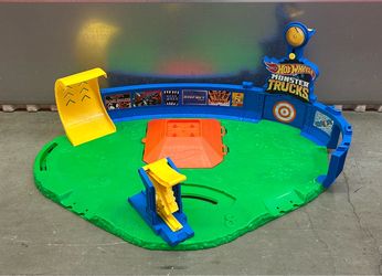 Mattel HOT WHEELS Monster Trucks T-REX VOLCANO Arena PLAYSET 👀 (please read description)
