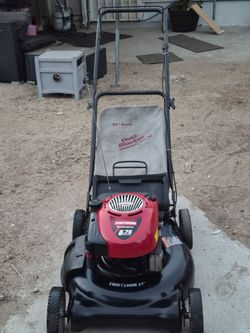 Craftman Push Law Mower In Good Working Condition