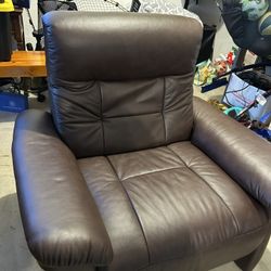 Leather Electric Recliners 