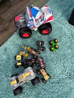 Monster jam lot $15