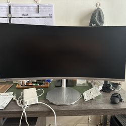 Samsung C34J791 34-inch QHD Ultrawide Curved Monitor