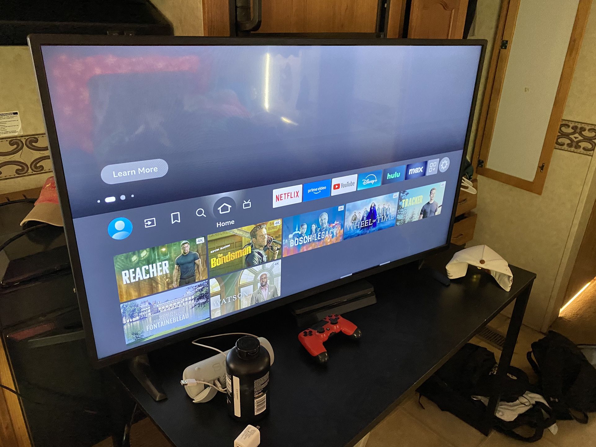 Smart TV (Insignia Fire TV)