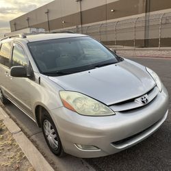 2006 Toyota Sienna 