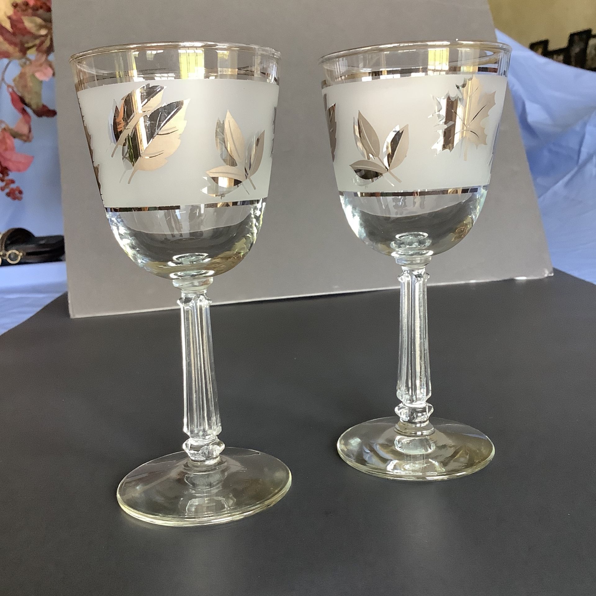 2 Wine Or Water Glasses Silver Leaf by LIBBEY GLASS COMPANY Made In The USA Blown Glass